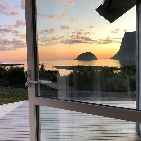 Cabin Panorama Lofoten With Jacuzzi Magic View Offersoya Exterior photo